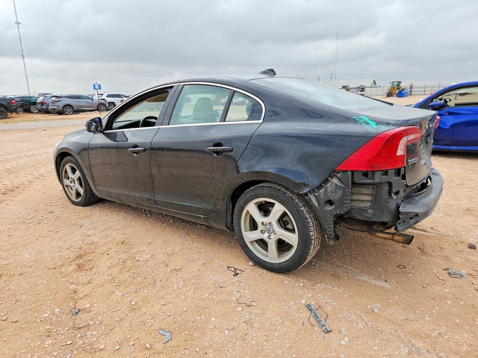 Photo 2 from auction – 2012 VOLVO S60 with VIN YV1622FSXC2057740