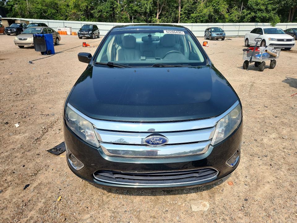 Photo 5 from auction – 2010 FORD FUSION with VIN 3FADP0L35AR414353