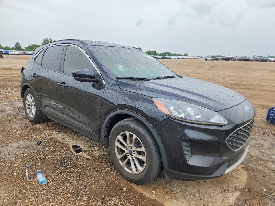 Photo 4 from auction – 2021 FORD ESCAPE with VIN 1FMCU0G67MUA11650