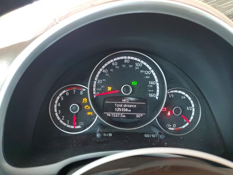 Photo 9 from auction – 2014 VOLKSWAGEN BEETLE with VIN 3VWJ07AT1EM662290
