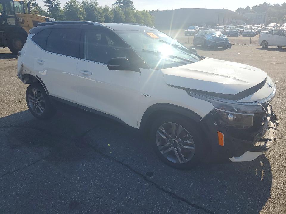 Photo 4 from auction – 2021 KIA SELTOS with VIN KNDEUCAA9M7054560