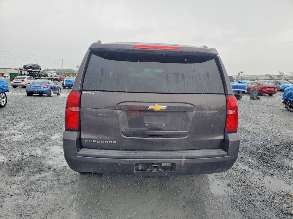 Photo 6 from auction – 2015 CHEVROLET SUBURBAN with VIN 1GNSCJKC5FR581696