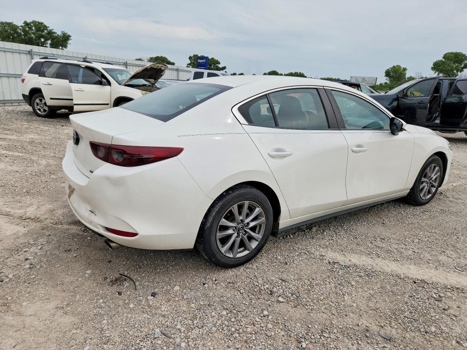 Photo 3 from auction – 2021 MAZDA 3 with VIN JM1BPAAL5M1328033