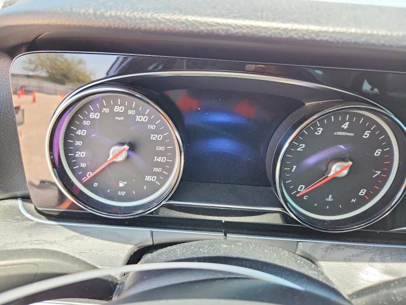Photo 9 from auction – 2018 MERCEDES-BENZ E with VIN WDDZF4JB5JA395047
