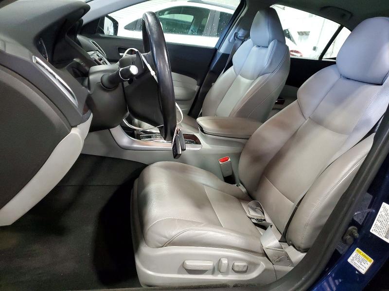 Photo 7 from auction – 2016 ACURA TLX with VIN 19UUB2F53GA011297