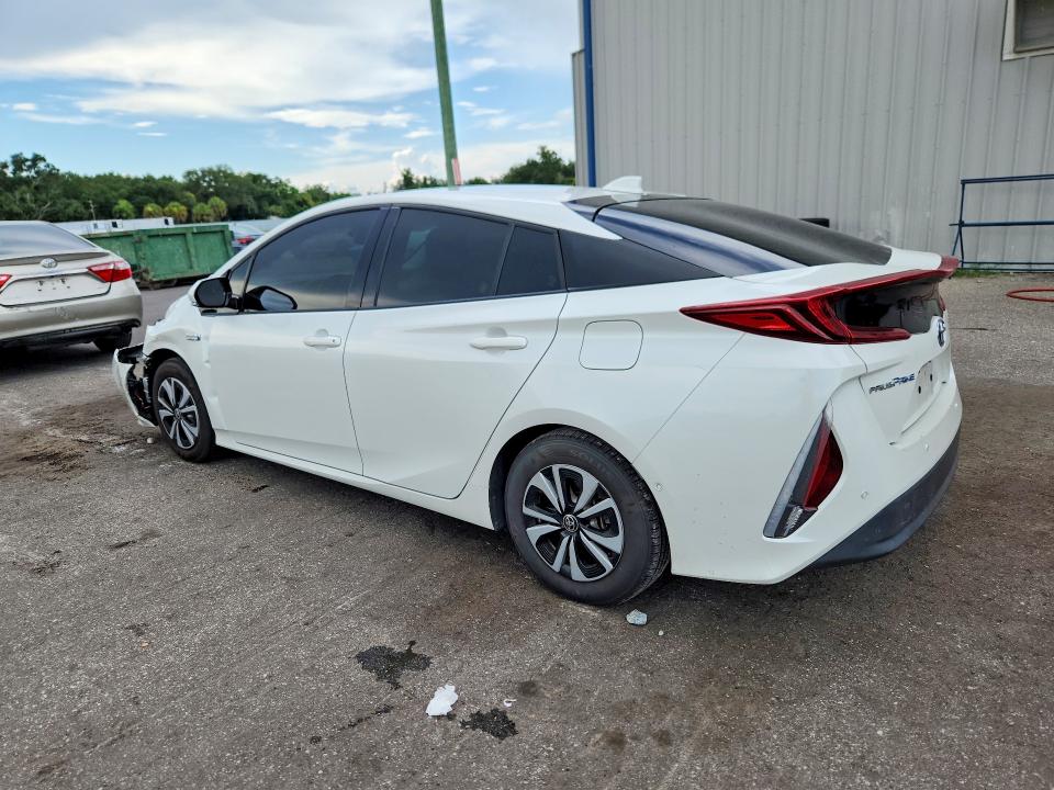Photo 2 from auction – 2019 TOYOTA PRIUS PRIME with VIN JTDKARFP2K3111178