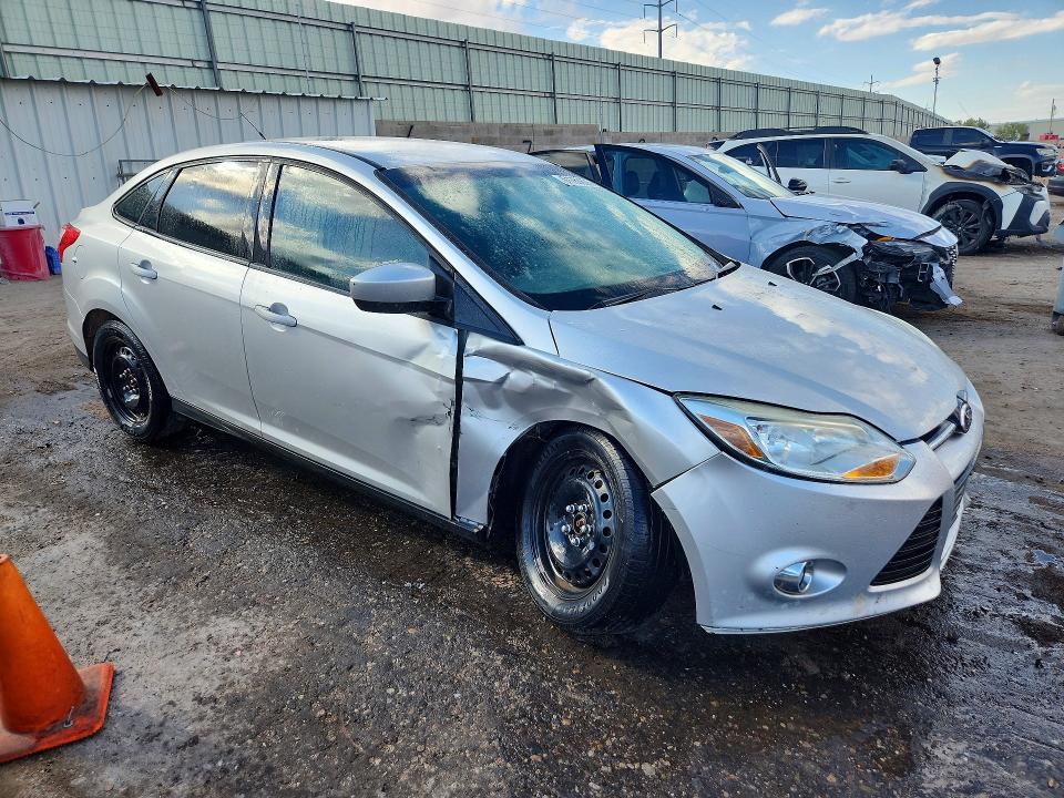 Photo 4 from auction – 2012 FORD FOCUS with VIN 1FAHP3F29CL381915
