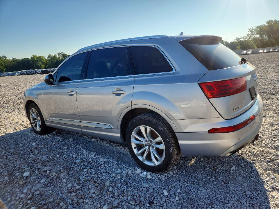 Photo 2 from auction – 2017 AUDI Q7 with VIN WA1LAAF78HD033458