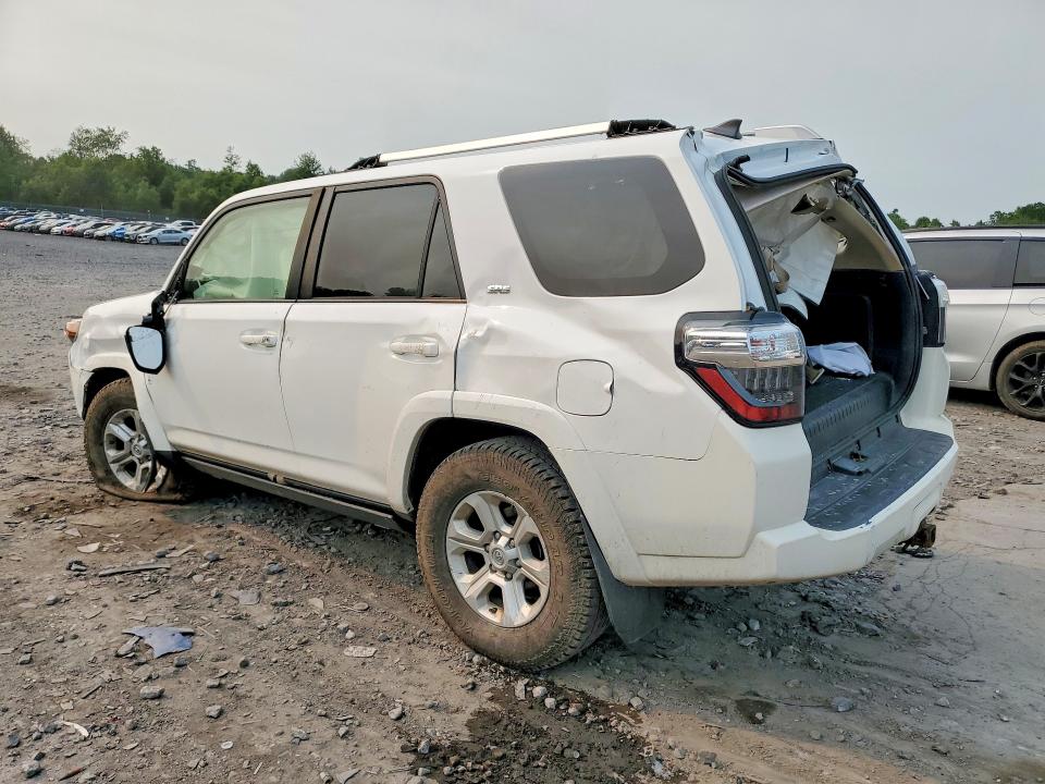 Photo 2 from auction – 2015 TOYOTA 4RUNNER with VIN JTEBU5JRXF5236895