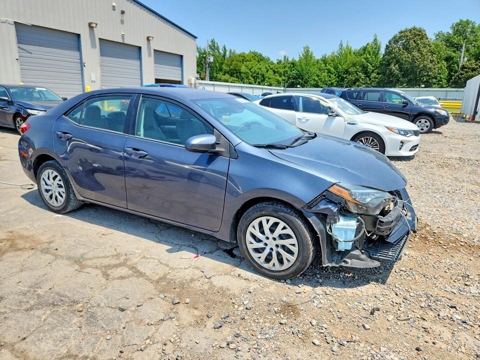 Photo 4 from auction – 2018 TOYOTA COROLLA with VIN 5YFBURHE1JP742903