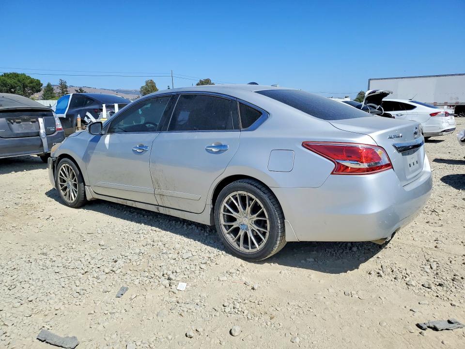 صورة رقم 2 من المزاد - 2013 NISSAN ALTIMA مع VIN 1N4BL3AP9DN436759