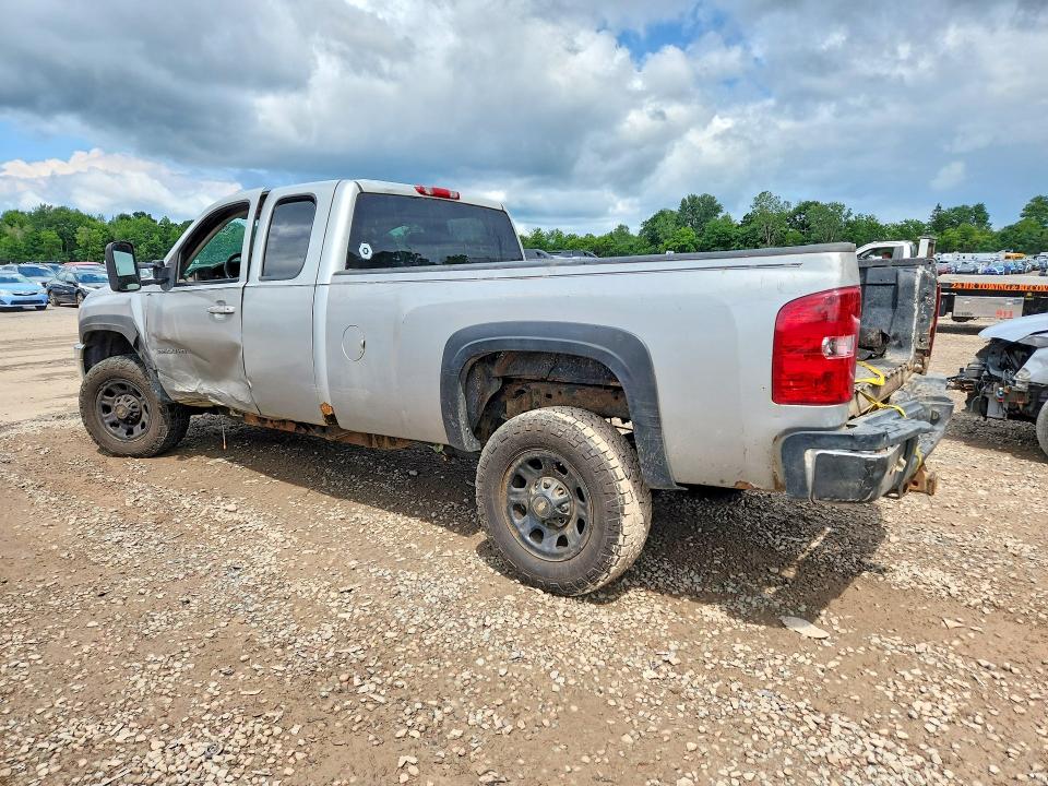 Photo 2 from auction – 2011 CHEVROLET SILVERADO with VIN 1GC5KZCG3BZ415714