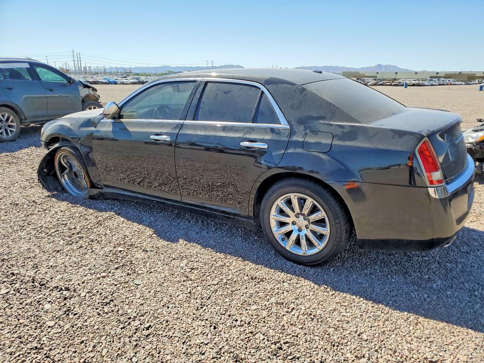 Photo 2 from auction – 2011 CHRYSLER 300 with VIN 2C3CA5CG0BH515230
