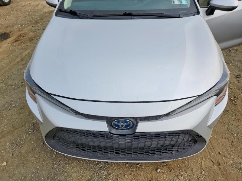 Photo 11 from auction – 2022 TOYOTA COROLLA with VIN JTDEAMDE1NJ050021