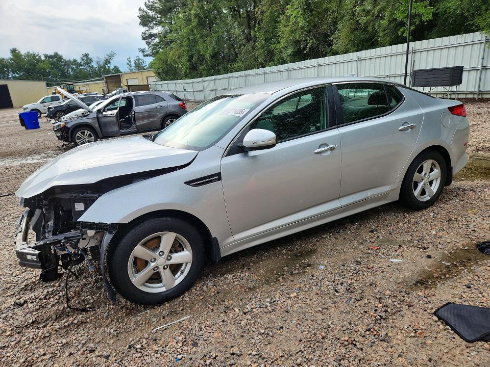 KIA OPTIMA 2015 with VIN 5XXGM4A76FG496192 - Photo from auction