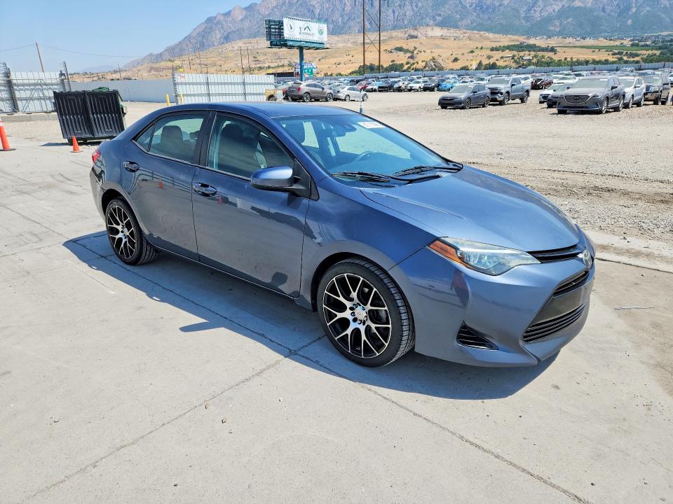 Photo 4 from auction – 2018 TOYOTA COROLLA with VIN 2T1BURHE8JC112263
