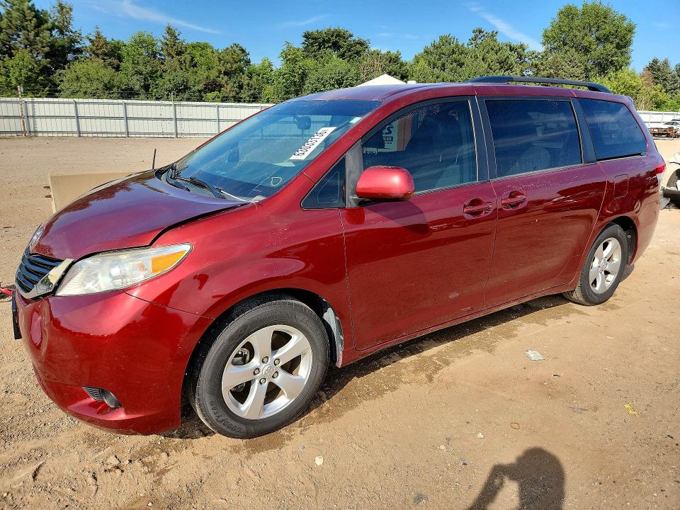 Zdjęcie 1 z aukcji – 2011 TOYOTA SIENNA z VIN 5TDKK3DC1BS088422
