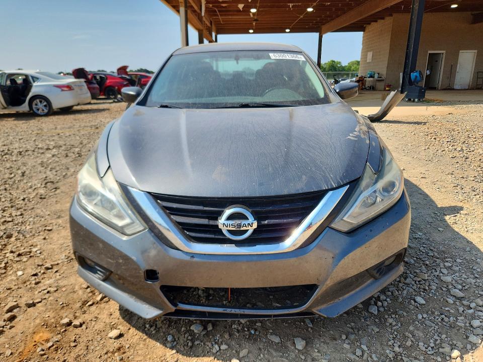 Photo 5 from auction – 2017 NISSAN ALTIMA with VIN 1N4AL3AP2HC256875