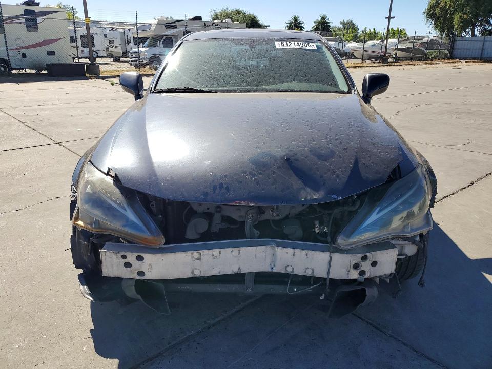 Photo 5 from auction – 2007 LEXUS IS with VIN JTHBE262372009819