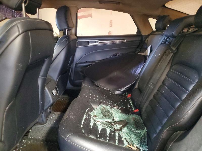 Photo 10 from auction – 2020 FORD FUSION with VIN 3FA6P0CD2LR136595