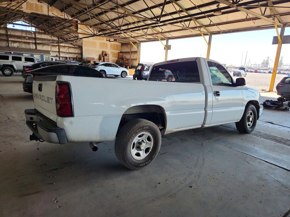 Photo 3 from auction – 2004 CHEVROLET SILVERADO with VIN 1GCEC14X54Z352521