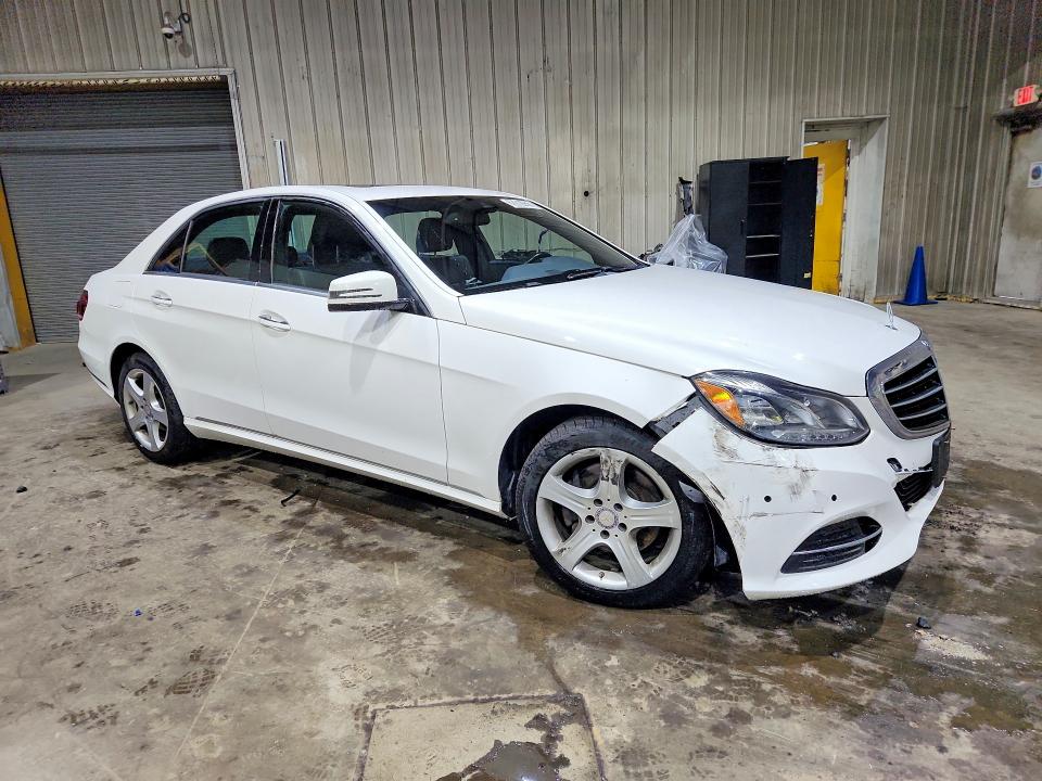 Photo 4 from auction – 2016 MERCEDES-BENZ E with VIN WDDHF8JB6GB230503