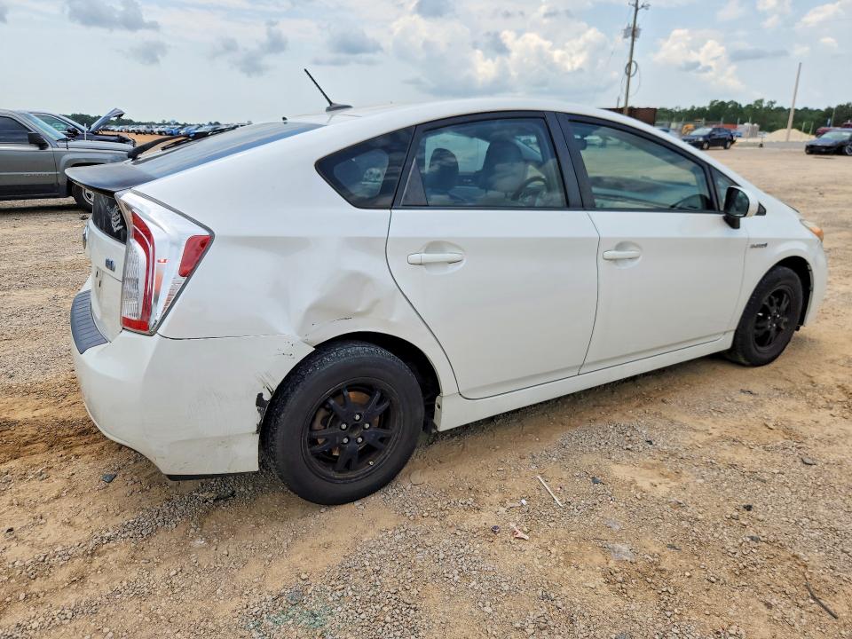 Photo 3 from auction – 2012 TOYOTA PRIUS with VIN JTDKN3DU3C0333242