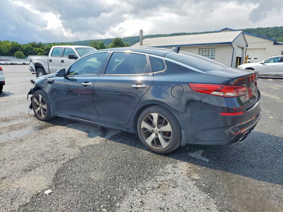 Photo 2 from auction – 2019 KIA OPTIMA with VIN 5XXGT4L37KG371161