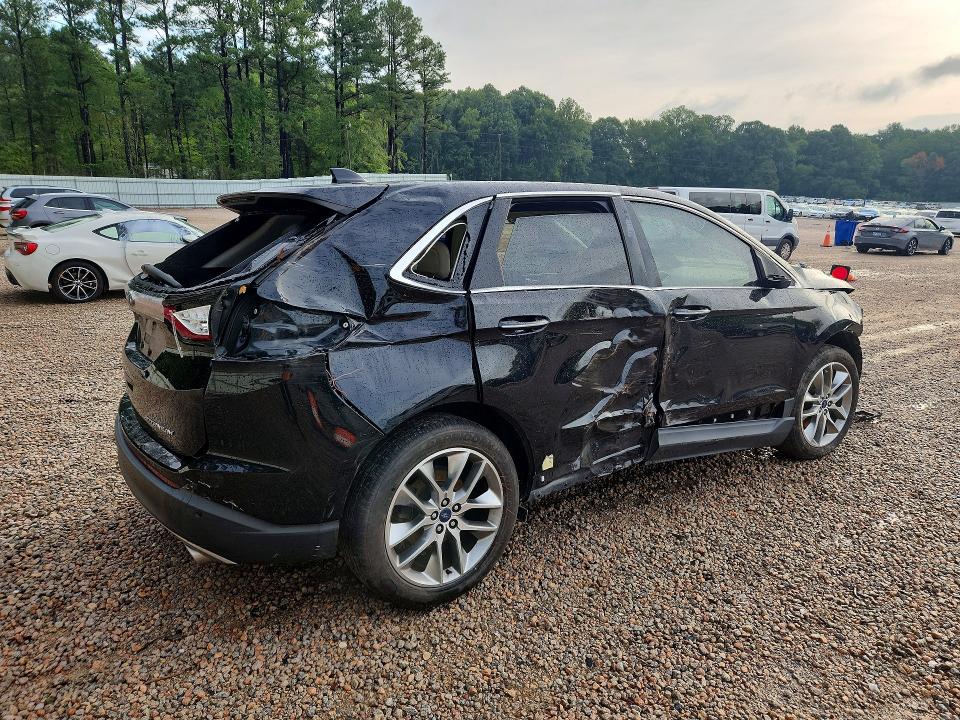 Снимка 3 от търг – 2018 FORD EDGE с VIN 2FMPK3K86JBB56102