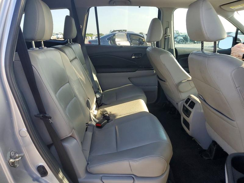 Photo 10 from auction – 2019 HONDA PILOT with VIN 5FNYF5H50KB036371