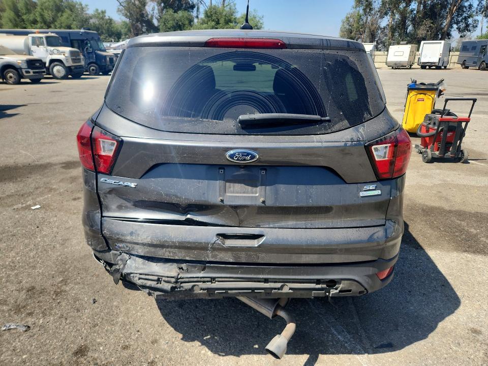 Photo 6 from auction – 2019 FORD ESCAPE with VIN 1FMCU0GD7KUC05221