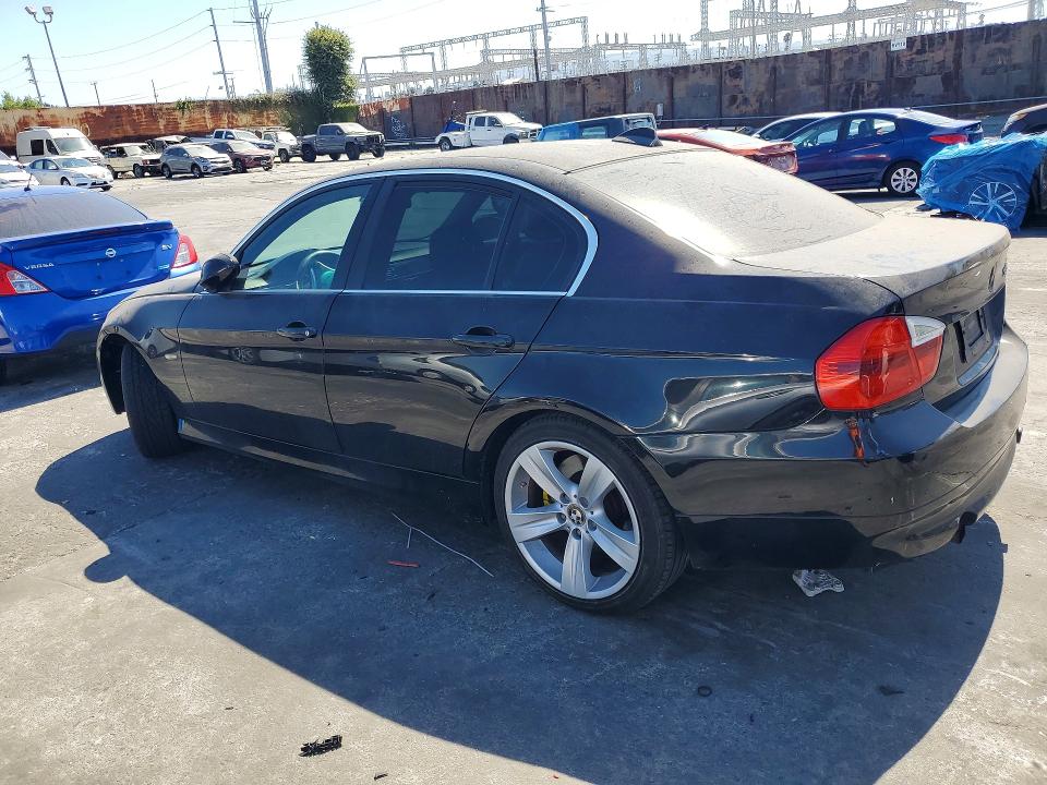 Photo 2 from auction – 2007 BMW 335 with VIN WBAVB73567VF52440
