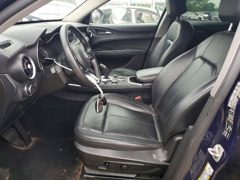 Photo 7 from auction – 2021 ALFA ROMEO STELVIO with VIN ZASPAKAN3M7D09967