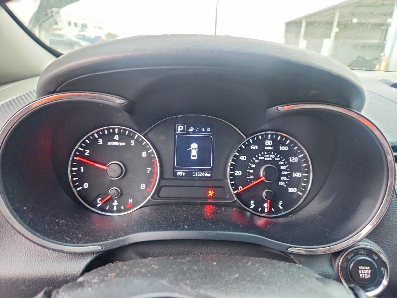 Photo 9 from auction – 2017 KIA FORTE with VIN 3KPFL4A8XHE005223