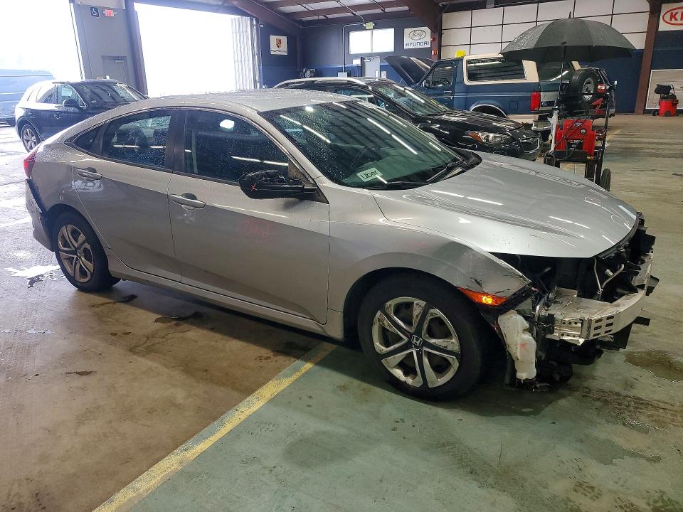 Photo 4 from auction – 2016 HONDA CIVIC with VIN 19XFC2F57GE247680