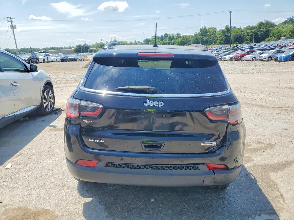 Photo 6 from auction – 2020 JEEP COMPASS with VIN 3C4NJDBB4LT222010