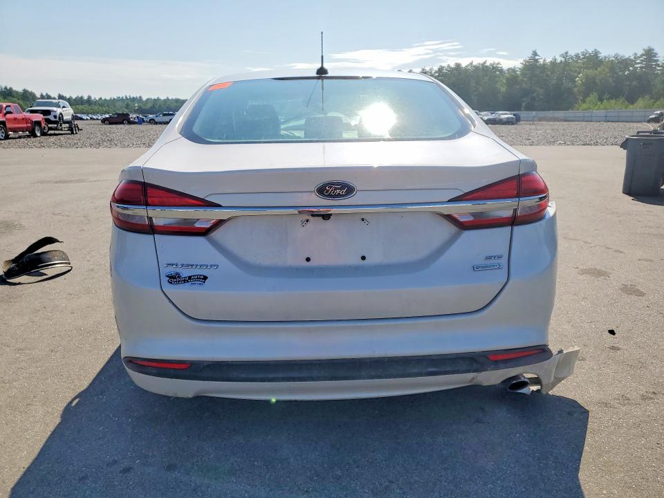 Photo 6 from auction – 2017 FORD FUSION with VIN 3FA6P0HD6HR114910