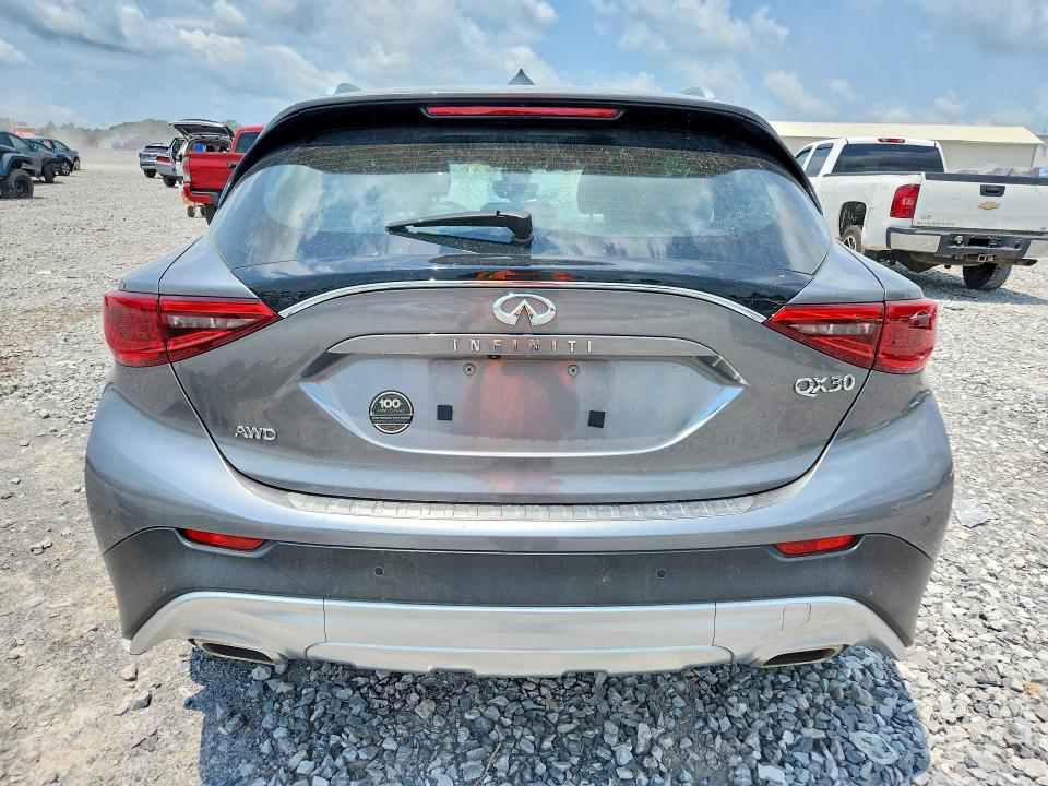 Photo 6 from auction – 2018 INFINITI QX30 with VIN SJKCH5CR7JA059052