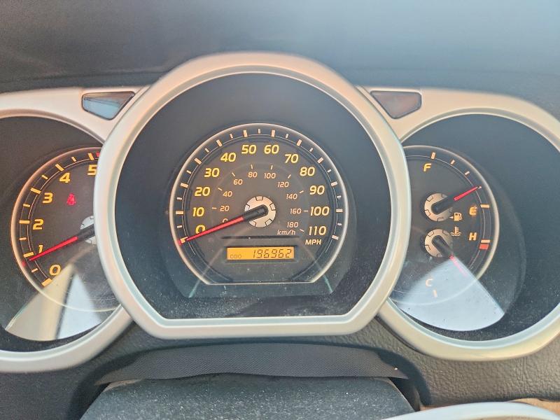 Photo 9 from auction – 2004 TOYOTA 4RUNNER with VIN JTEBT17RX48008779