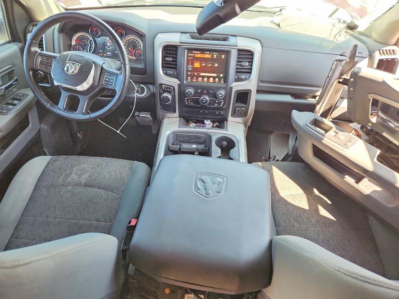 Снимка 8 от търг – 2016 RAM 1500 с VIN 3C6RR6LT4GG305858