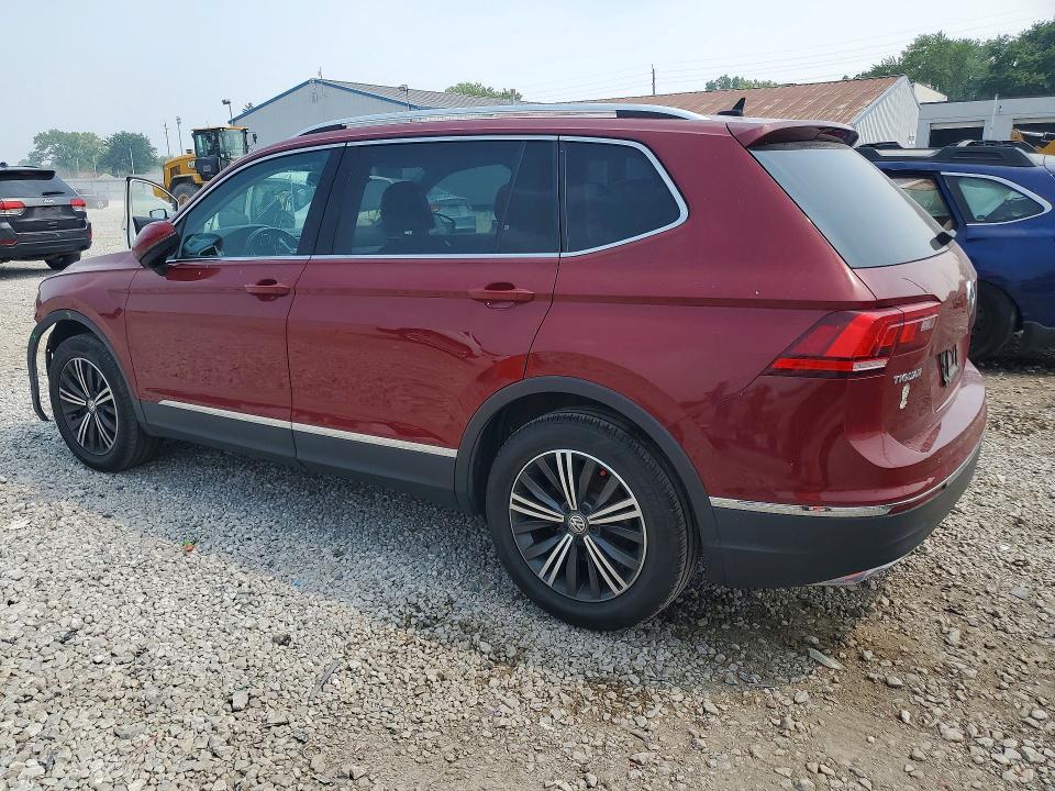 Photo 2 from auction – 2018 VOLKSWAGEN TIGUAN with VIN 3VV2B7AX2JM160534