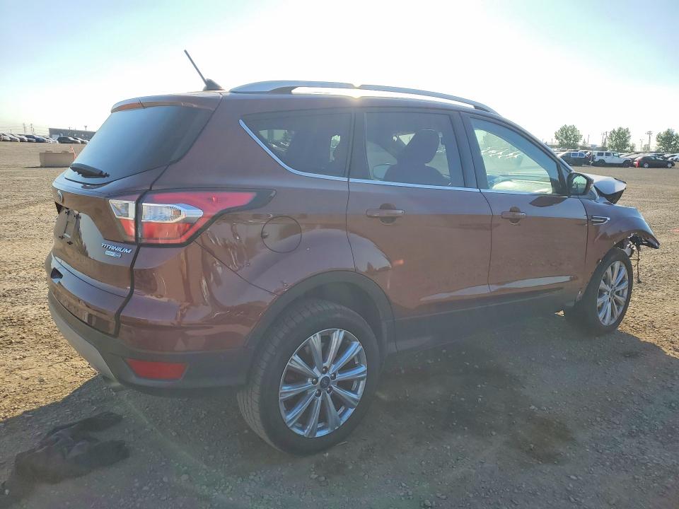 صورة رقم 3 من المزاد - 2018 FORD ESCAPE مع VIN 1FMCU9J93JUC82532