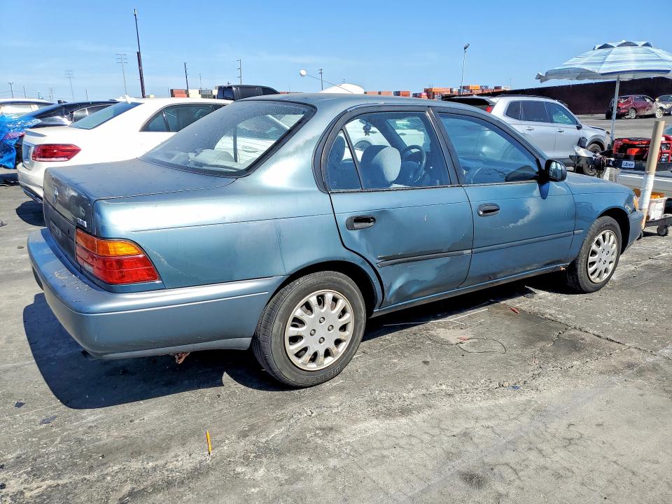 Photo 3 from auction – 1995 TOYOTA COROLLA with VIN JT2AE09B8S0100661