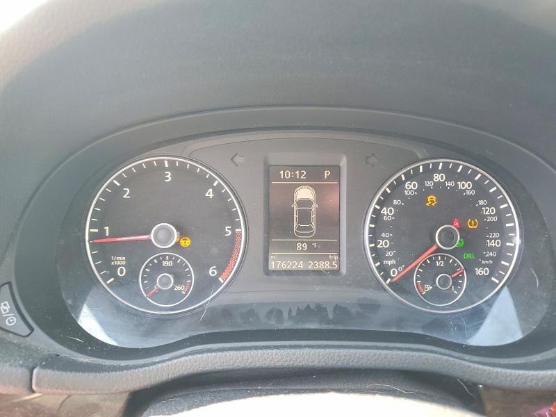 Photo 9 from auction – 2014 VOLKSWAGEN PASSAT with VIN 1VWCN7A33EC099495
