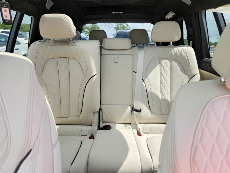 Photo 10 from auction – 2025 BMW X7 with VIN 5UX23EM07S9W54448
