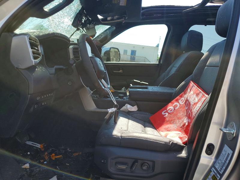 Photo 7 from auction – 2026 TOYOTA SEQUOIA with VIN 7SVAAABA4TX095256