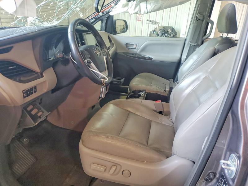 Photo 7 from auction – 2015 TOYOTA SIENNA with VIN 5TDYK3DC7FS664840