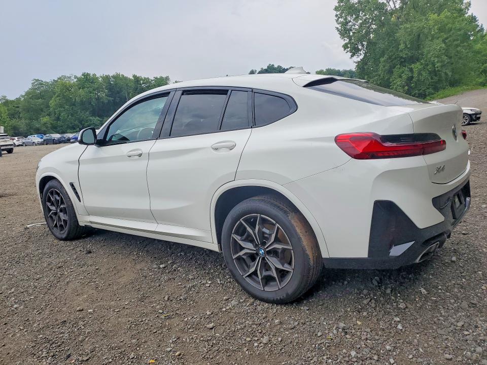 Photo 2 from auction – 2023 BMW X4 with VIN 5UX33DT09P9N64614