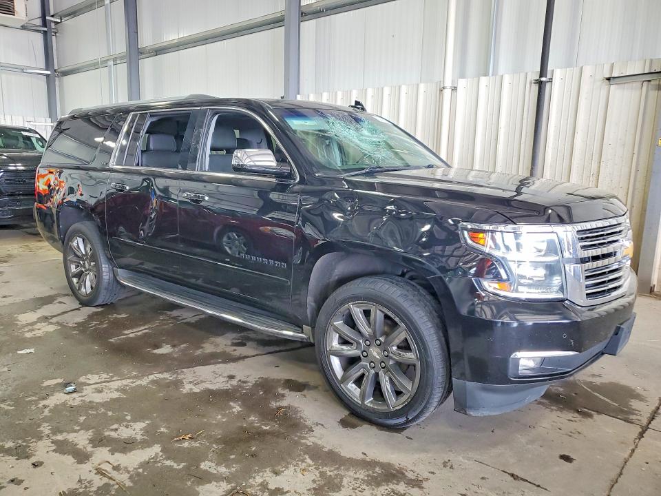 Photo 4 from auction – 2016 CHEVROLET SUBURBAN with VIN 1GNSCJKC4GR235124