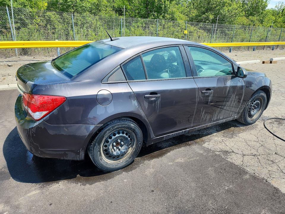 Photo 3 from auction – 2014 CHEVROLET CRUZE with VIN 1G1PA5SH7E7109316